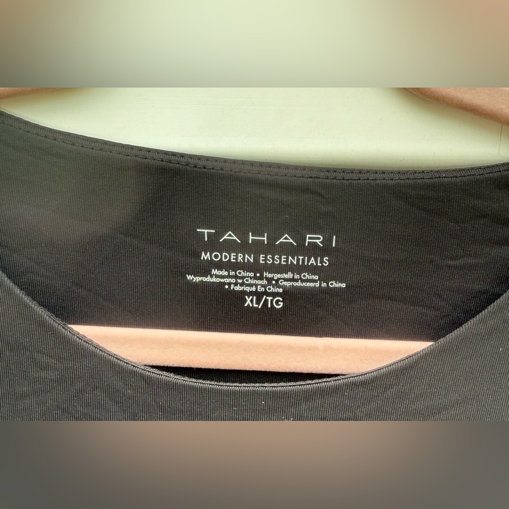Tahari Modern Essentials Black Short Sleeve Women's Bodysuit.  Size XL.  NWT. - Picture 6 of 8